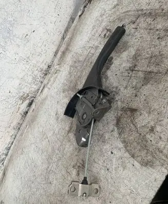 Toyota Corolla Verso AR10 Hand brake release handle 