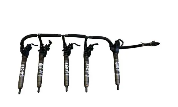 Volvo V40 Fuel injectors set 31303238 0445141124