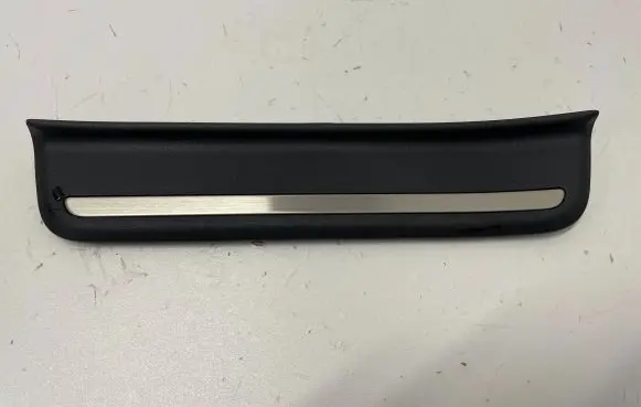 KIA EV6 Rear sill trim cover 85877-CV500 85877CV500