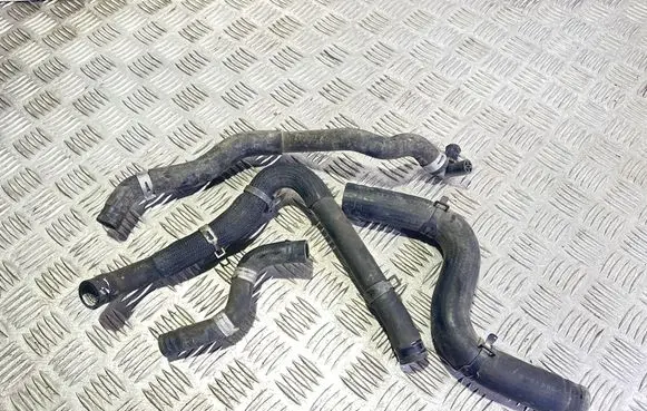 Subaru Outback Engine coolant pipe/hose
