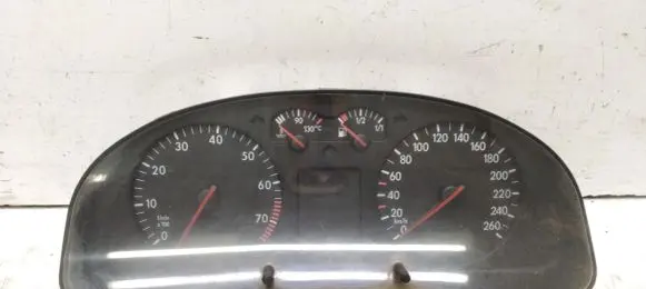 Volkswagen PASSAT B5 Speedometer (instrument cluster) 3B0919861B 09051940090