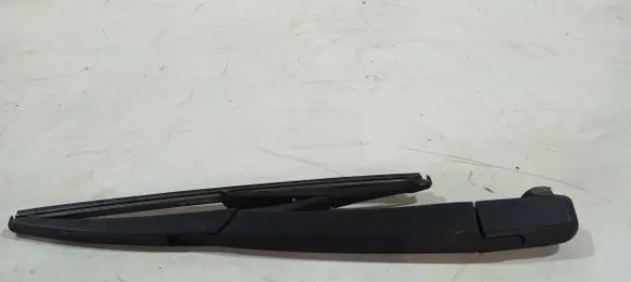 Peugeot 2008 I Rear wiper blade arm 9683833680
