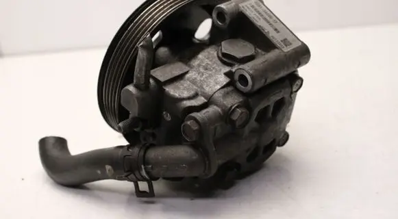 Ford Mondeo MK IV Power steering pump 6G913A696EF