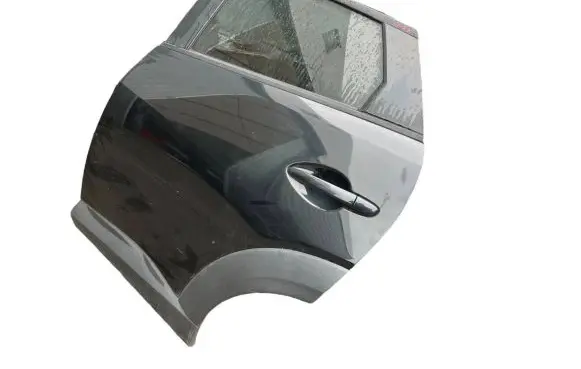 Mazda CX-3 Rear door