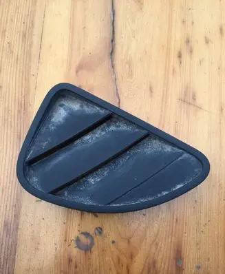 Volkswagen Amarok Dashboard side air vent grill/cover trim 2H0819706
