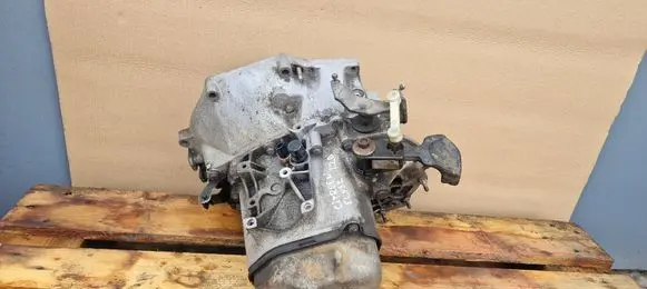 Manual 5 speed gearbox