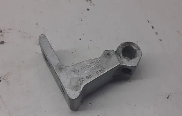 Audi A4 S4 B8 8K Rear door lower hinge 8K0831401B