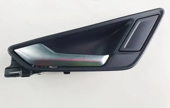 Audi Q2 - Rear door interior handle 81a837019b