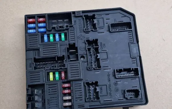 Renault Talisman BSM Control unit 284B63349R