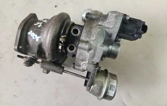 Peugeot 3008 I Turbo 53039980425 T10099735 70111505