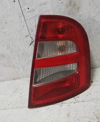 Skoda Fabia Mk1 (6Y) Rear/tail lights