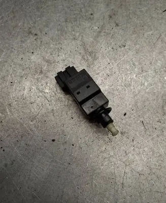 Mercedes-Benz E W211 Brake pedal sensor switch 0015454009
