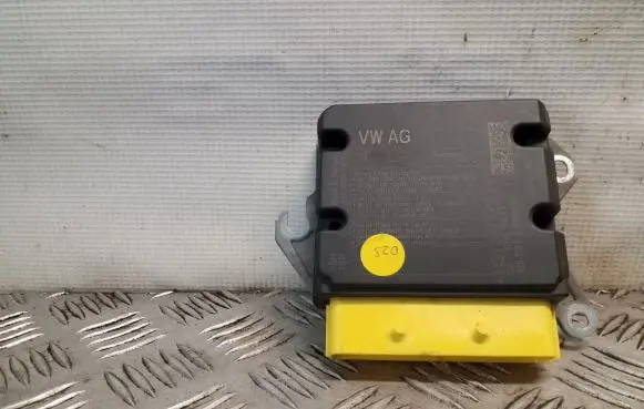 Skoda Superb B8 (3V) Airbag control unit/module 5Q0959655AT
