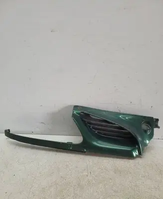 Renault Scenic I Front bumper upper radiator grill