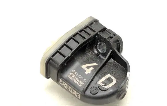 Opel Insignia B Tire pressure sensor 13597645