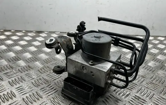 Ford Mondeo MK IV ABS Pump CG912C405CC CG912C405 17393902