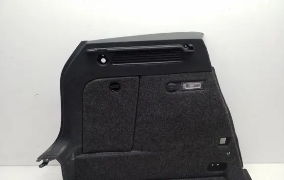 Trunk/boot side trim panel