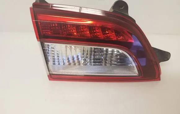 Subaru Outback (BS) Tailgate rear/tail lights 13260228
