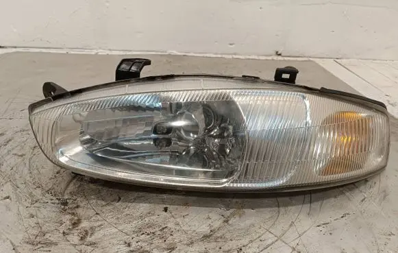 Mitsubishi Colt Headlight/headlamp