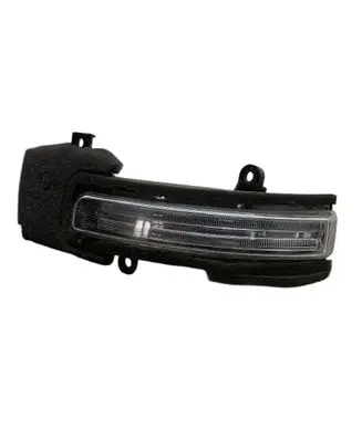 Mitsubishi Outlander Mirror indicator light E40162544 TH6300