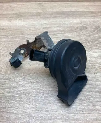 Volkswagen PASSAT B7 Horn signal 7N0951223A A046522