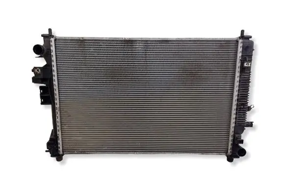 Opel Insignia B Coolant radiator GT134002