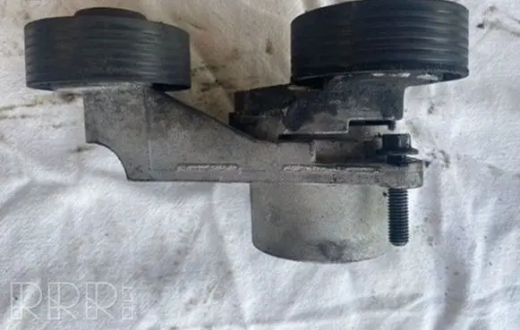 Volvo XC70 Alternator belt tensioner 