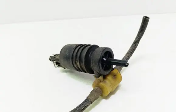 Opel Zafira A Windscreen/windshield washer pump