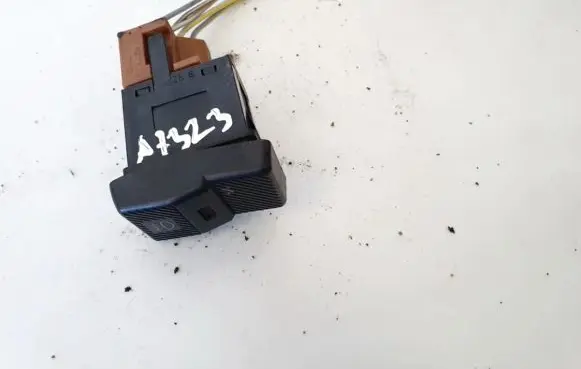 Volkswagen PASSAT B3 Fog light switch 357941599