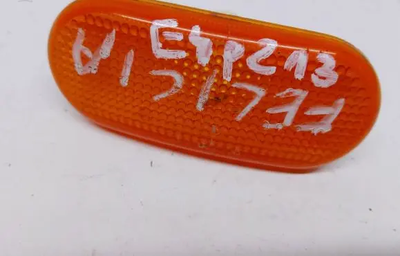 Skoda Felicia II Front fender indicator light 6U0949101A