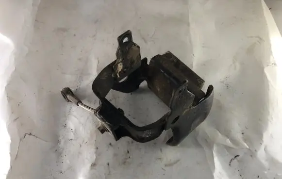 KIA Sorento Gearbox mounting bracket
