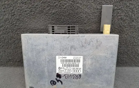 Audi A4 S4 B7 8E 8H Bluetooth control unit module 8P0862335C 8P0035503E