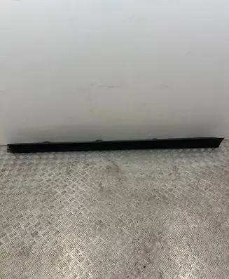 Mercedes-Benz EQA Sill A2476980900
