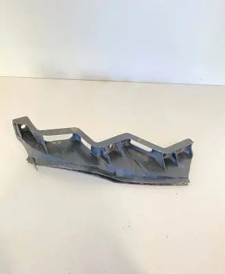 Volkswagen PASSAT B6 Front bumper mounting bracket 3C0807889