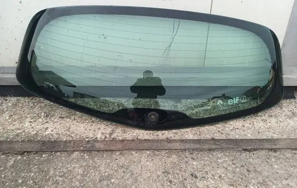 Renault Clio III Loading door trunk window/glass 