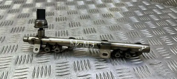 Renault Megane III Fuel main line pipe 175204385R