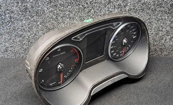 Audi A3 S3 8V Speedometer (instrument cluster) 8V0920971R