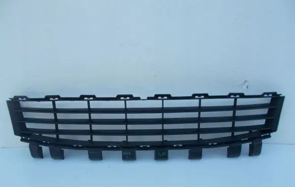 Renault Megane II Front bumper lower grill 8200412379