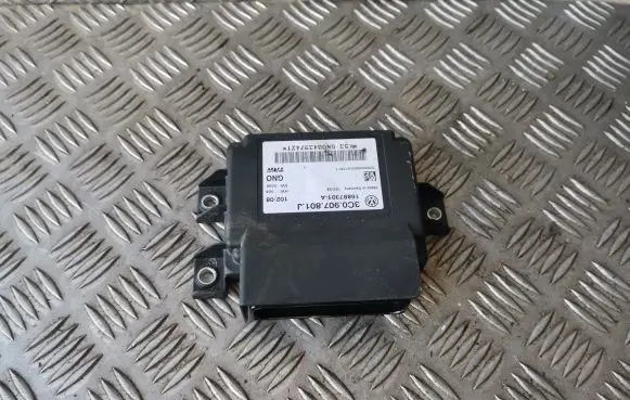 Volkswagen PASSAT B6 Hand brake control module 3C0907801J 16887301A