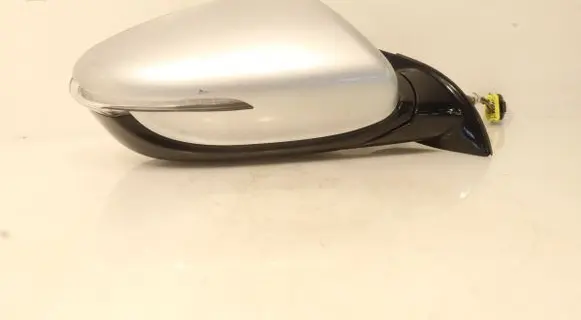 KIA Ceed Front door electric wing mirror E4023790
