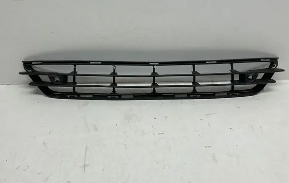 Volvo V60 Front bumper lower grill