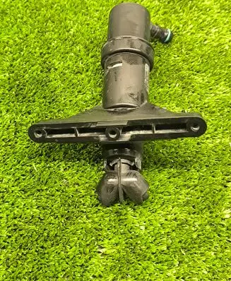 BMW 5 E60 E61 Windscreen/windshield washer pump 3105061702
