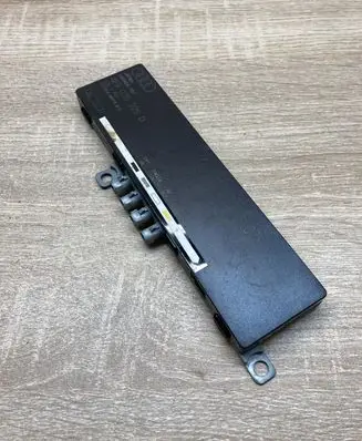 Audi A6 S6 C6 4F Aerial antenna amplifier 4F9035225D
