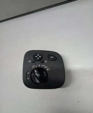 Mercedes-Benz C W203 Light switch A2035450904