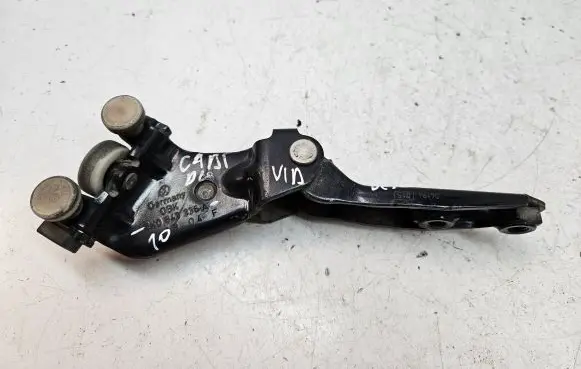 Volkswagen Caddy Sliding door middle roller runner 2K0843336A