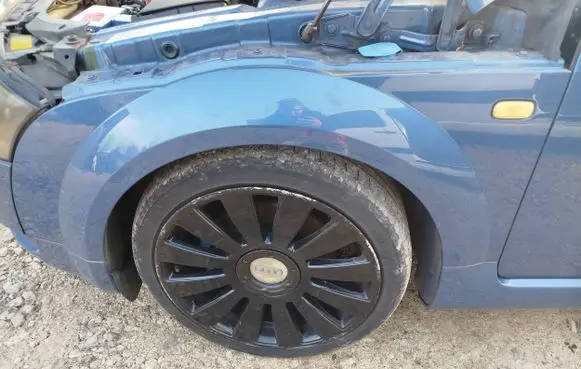 Audi TT Mk1 Fender LZ5W