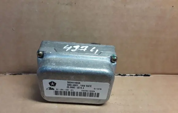 Jeep Grand Cherokee (WK) ESP acceleration yaw rate sensor 56044148AA 25098500164 UGD5C1930K