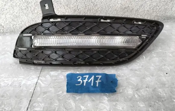 Mercedes-Benz B W246 W242 Front fog light A2468850722
