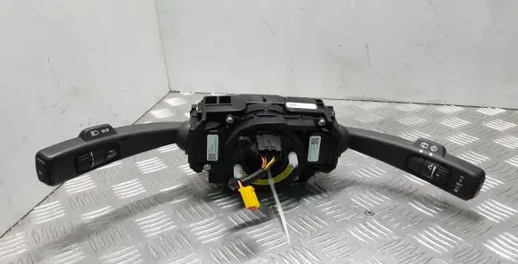Volvo V40 Wiper turn signal indicator stalk/switch 31481764 31456045 31456041