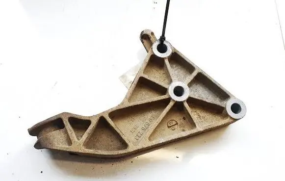 Opel Astra G Engine mounting bracket 90575233